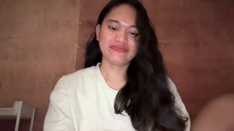 Jenn online show from January 7, 2026, 5:43 am