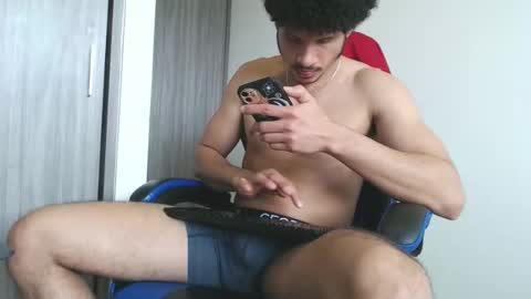 leostorm25 online show from September 17, 2025, 7:48 pm