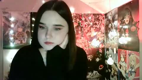 Snapshot of leraaa72 chatting on December 13, 2024, 11:13 am little secret online show from December 13, 2024, 11:13 am