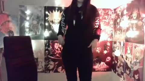 Snapshot of leraaa72 chatting on January 4, 2025, 7:55 am little secret online show from January 4, 2025, 7:55 am