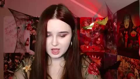 Snapshot of leraaa72 chatting on October 3, 2025, 6:10 am little secret online show from October 3, 2025, 6:10 am