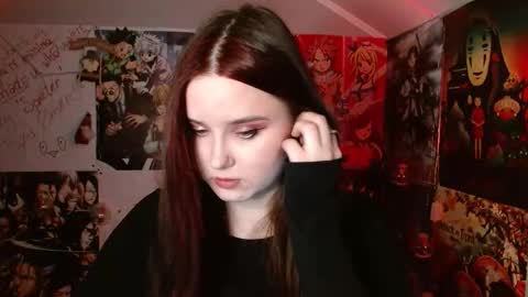 Snapshot of leraaa72 chatting on November 24, 2025, 7:46 pm little secret online show from November 24, 2025, 7:46 pm