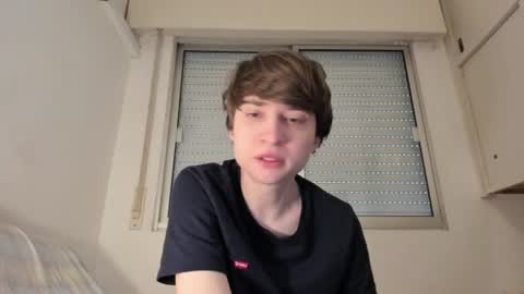 Snapshot of leraimcute chatting on July 31, 2026, 3:33 pm Daniel online show from July 31, 2026, 3:33 pm
