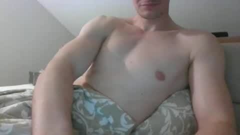 Snapshot of lesbianunicorn1 chatting on April 12, 2026, 7:30 pm lesbianunicorn1 online show from April 12, 2026, 7:30 pm