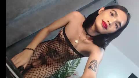 Snapshot of lesi_trisha chatting on March 9, 2025, 5:17 pm Trisha18 online show from March 9, 2025, 5:17 pm