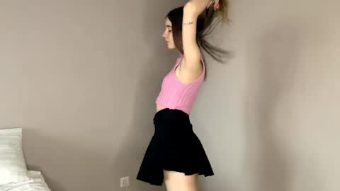 Snapshot of lesleytargett chatting on November 16, 2025, 11:27 am Sia online show from November 16, 2025, 11:27 am