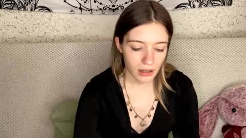 Snapshot of lesleytargett chatting on November 23, 2025, 11:43 am Sia online show from November 23, 2025, 11:43 am