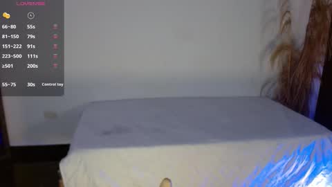 Snapshot of leslie17_ chatting on September 22, 2025, 1:02 pm Leslie online show from September 22, 2025, 1:02 pm