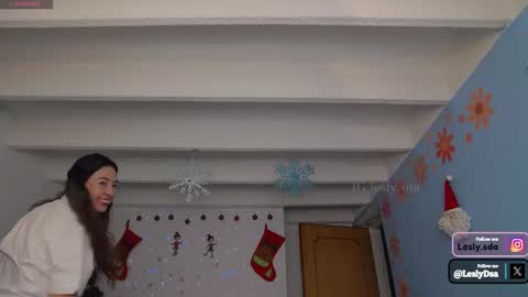 Snapshot of leslie9669 chatting on December 16, 2024, 9:09 pm Lesly online show from December 16, 2024, 9:09 pm