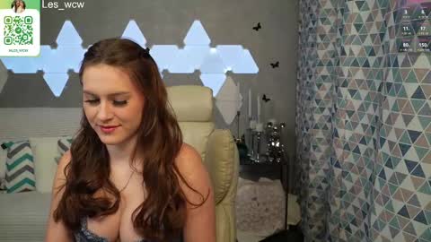 Snapshot of lesliekorfs chatting on February 16, 2025, 10:21 pm LeslieKorfs online show from February 16, 2025, 10:21 pm