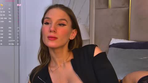 Leslie online show from February 5, 2025, 8:32 am