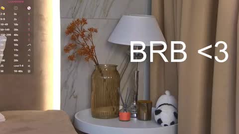 Leslie online show from February 9, 2025, 8:33 am