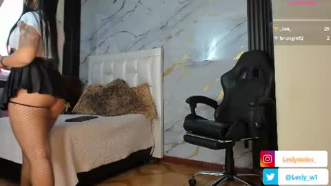 Snapshot of lesly_w chatting on July 13, 2026, 11:24 am I am here from Monday to Friday from 730 am to 130 pm Colombia time and saturday from 500 am to 1000 am .... Soon Blue page online show from July 13, 2026, 11:24 am
