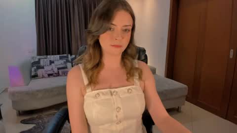 Snapshot of lesya_krutalevich chatting on June 5, 2026, 10:37 pm lesya krutalevich online show from June 5, 2026, 10:37 pm