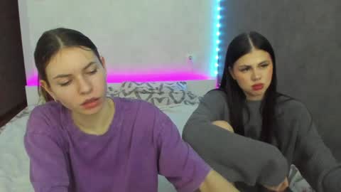 Snapshot of let_me_seee chatting on February 2, 2025, 7:25 pm Fiona online show from February 2, 2025, 7:25 pm