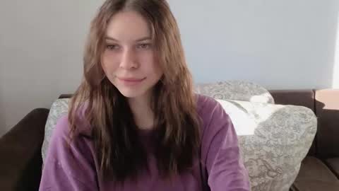 Snapshot of let_me_seee chatting on September 29, 2025, 4:17 am Fiona online show from September 29, 2025, 4:17 am