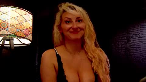 Snapshot of leticiareys chatting on January 9, 2026, 12:19 pm leticiareys online show from January 9, 2026, 12:19 pm