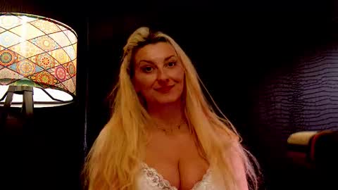 Snapshot of leticiareys chatting on January 14, 2026, 3:28 pm leticiareys online show from January 14, 2026, 3:28 pm