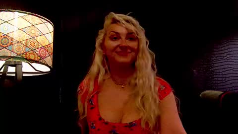 Snapshot of leticiareys chatting on February 23, 2026, 11:29 am leticiareys online show from February 23, 2026, 11:29 am