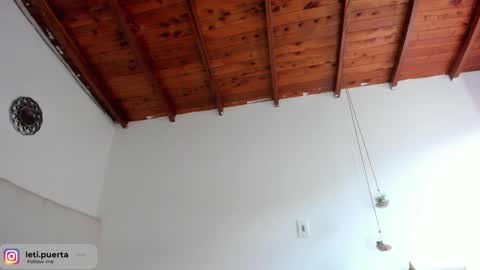 Snapshot of leticiaroldan chatting on February 2, 2025, 9:45 pm Leticia online show from February 2, 2025, 9:45 pm