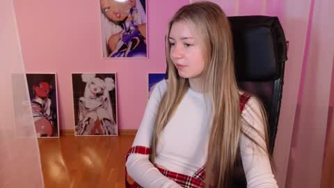 Snapshot of lettablush chatting on December 21, 2024, 7:27 pm letta online show from December 21, 2024, 7:27 pm