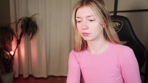 Snapshot of lettablush chatting on January 23, 2025, 7:07 pm letta online show from January 23, 2025, 7:07 pm