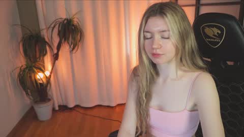 Snapshot of lettablush chatting on January 31, 2025, 6:57 pm letta online show from January 31, 2025, 6:57 pm