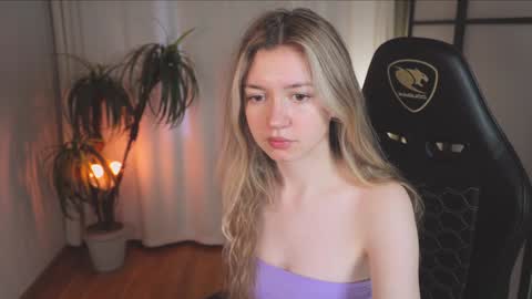 Snapshot of lettablush chatting on February 1, 2025, 12:26 pm letta online show from February 1, 2025, 12:26 pm