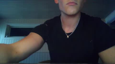Snapshot of levaithen369 chatting on December 21, 2025, 8:38 pm levaithen369 online show from December 21, 2025, 8:38 pm