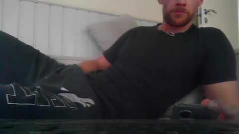 Snapshot of levaithen369 chatting on June 2, 2026, 6:32 pm levaithen369 online show from June 2, 2026, 6:32 pm