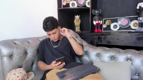 Snapshot of levy_steve chatting on March 1, 2025, 5:09 am LevySteven online show from March 1, 2025, 5:09 am