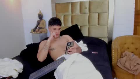 Snapshot of levy_steve chatting on March 11, 2025, 6:00 am LevySteven online show from March 11, 2025, 6:00 am