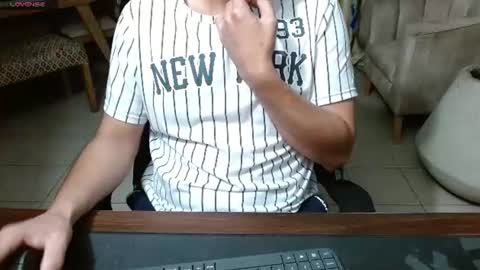 Snapshot of levy_xxx chatting on July 19, 2026, 2:15 am levy lupin online show from July 19, 2026, 2:15 am