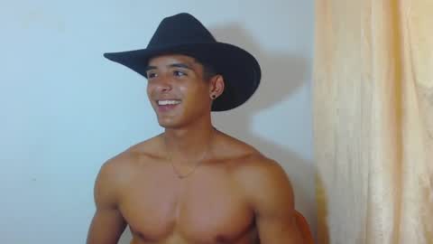 Snapshot of lewis_ly chatting on June 16, 2026, 7:16 pm i am lewis ly EDUARDO MEMDOZA15 online show from June 16, 2026, 7:16 pm