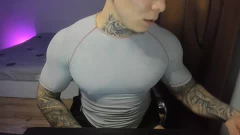 Snapshot of lewis_muscleee chatting on March 22, 2026, 4:21 pm blablablack online show from March 22, 2026, 4:21 pm