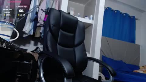 Snapshot of lewislamxxx chatting on September 20, 2025, 9:49 pm Lewis online show from September 20, 2025, 9:49 pm