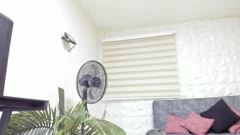 Snapshot of lexadimary chatting on February 12, 2025, 11:18 am lexa online show from February 12, 2025, 11:18 am