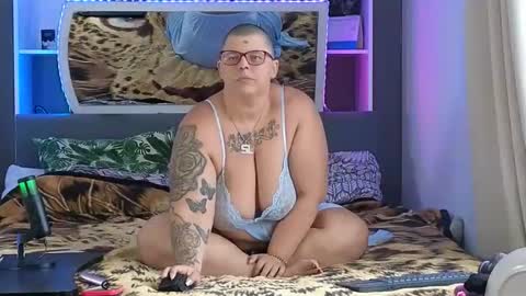 Snapshot of lexi2810 chatting on September 14, 2025, 9:41 am Lexi und Lex online show from September 14, 2025, 9:41 am