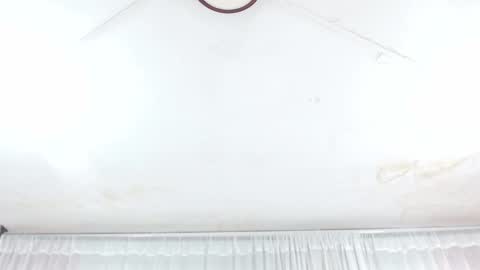 Gabrielle online show from February 3, 2025, 2:13 pm