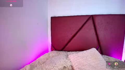Snapshot of lexi_howard_ chatting on July 26, 2026, 5:53 pm Lexi Howard online show from July 26, 2026, 5:53 pm