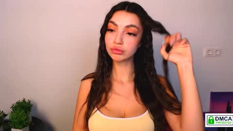 Alexia online show from September 16, 2025, 1:23 pm