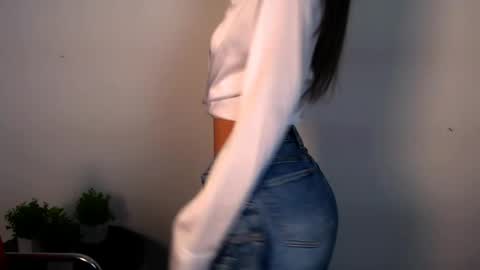 Snapshot of lexi_jos chatting on May 30, 2026, 12:57 pm Alexia online show from May 30, 2026, 12:57 pm