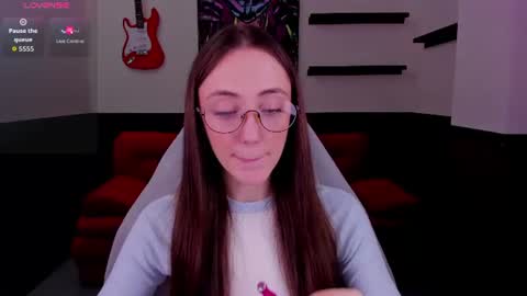 Snapshot of lexi_split chatting on June 14, 2026, 1:47 am Lexi GTM2 MonWedThurSatSun 1000am-400pm online show from June 14, 2026, 1:47 am