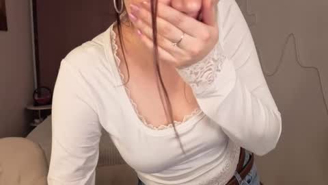 Snapshot of lexia_coy chatting on December 14, 2025, 5:40 pm Vicki online show from December 14, 2025, 5:40 pm