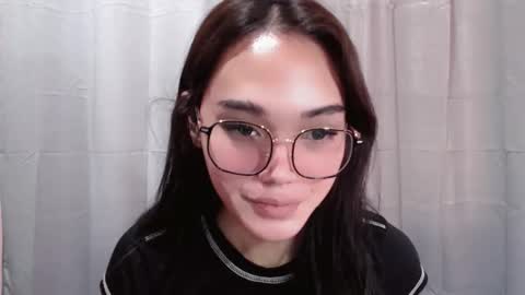 lexibabe_ online show from April 8, 2026, 5:18 am