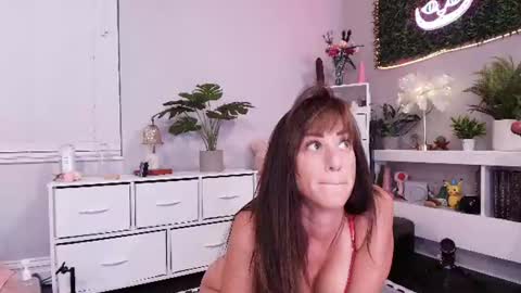 Lexi Smith online show from July 3, 2026, 8:43 am