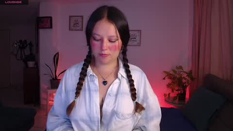 Lexie Thompson   8pm  0000am -5 online show from January 31, 2025, 3:09 am