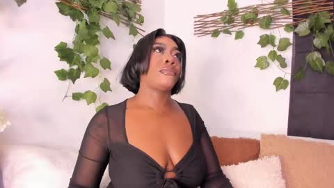Snapshot of lexieegrey chatting on May 11, 2026, 6:38 pm Lexieegrey online show from May 11, 2026, 6:38 pm