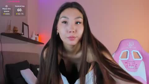 Snapshot of lexiele3 chatting on July 24, 2026, 2:42 am Lexie dont forget to thumbs up me online show from July 24, 2026, 2:42 am