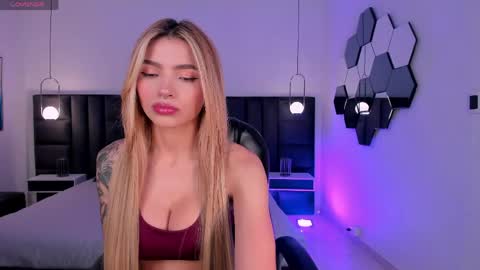 Snapshot of lexiewayne chatting on May 13, 2026, 7:55 pm Lexie online show from May 13, 2026, 7:55 pm